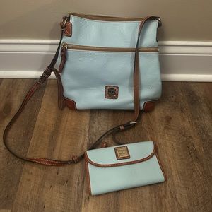 NWOT Dooney & Bourke Pebble Grain Crossbody Caribbean Blue with Matching Wallet